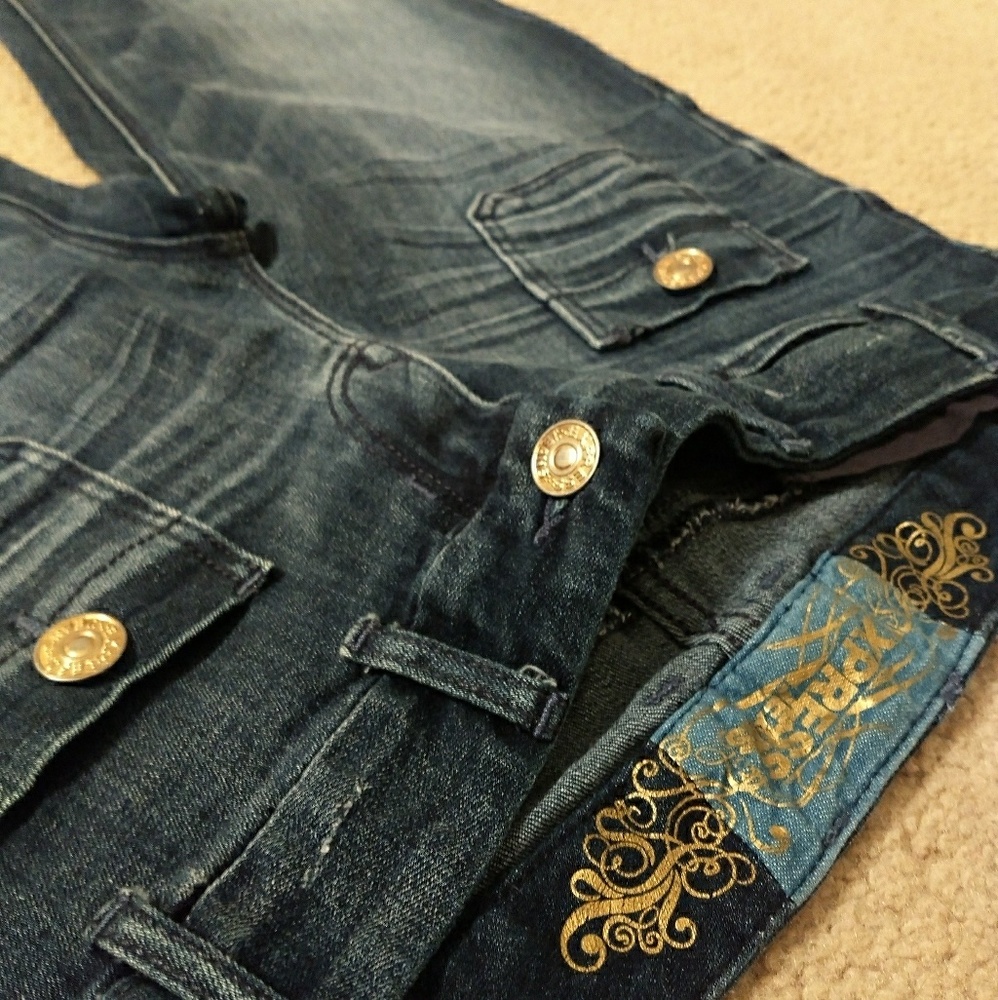 Express wide leg jeans. Awesome fit.